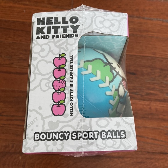New Sanrio Hello Kitty Bouncy Sport Balls Kids Toys - Picture 6 of 12
